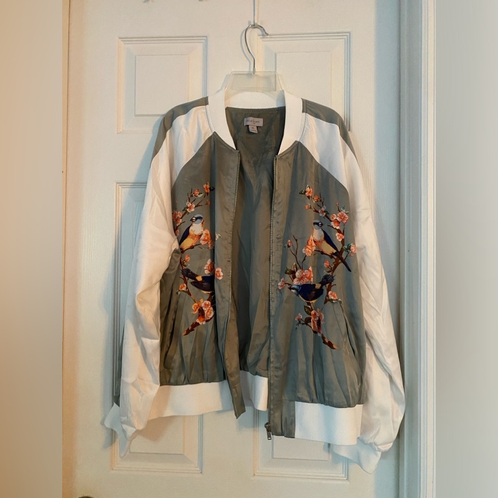 Belle + Sky Floral Bird Bomber Jacket | XL